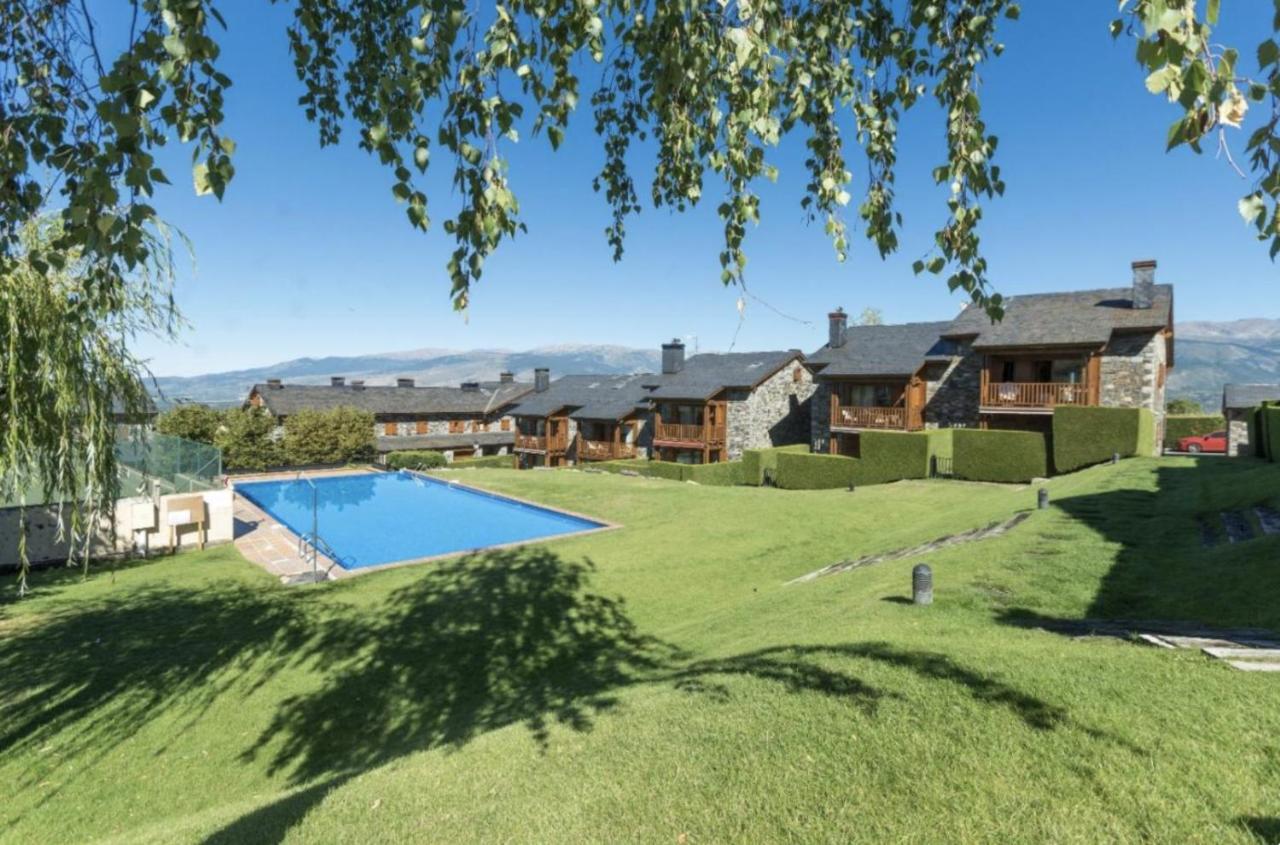 Chalet A Nahuja Eksteriør bilde