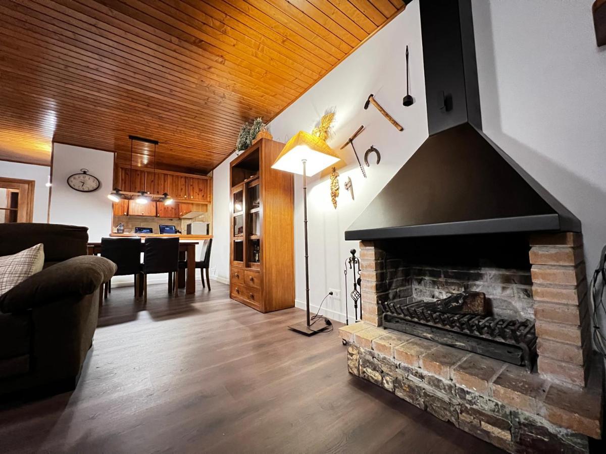 Chalet A Nahuja Eksteriør bilde